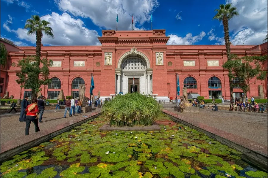 Cairo by Bus One Day From  Sharm El Sheikh  with egyptian museum